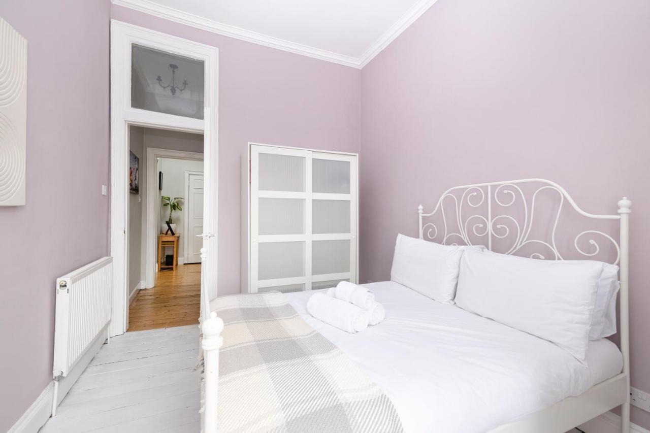 Altido Glamorous 2-Bed Flat Near Edinburgh Castle Екстериор снимка